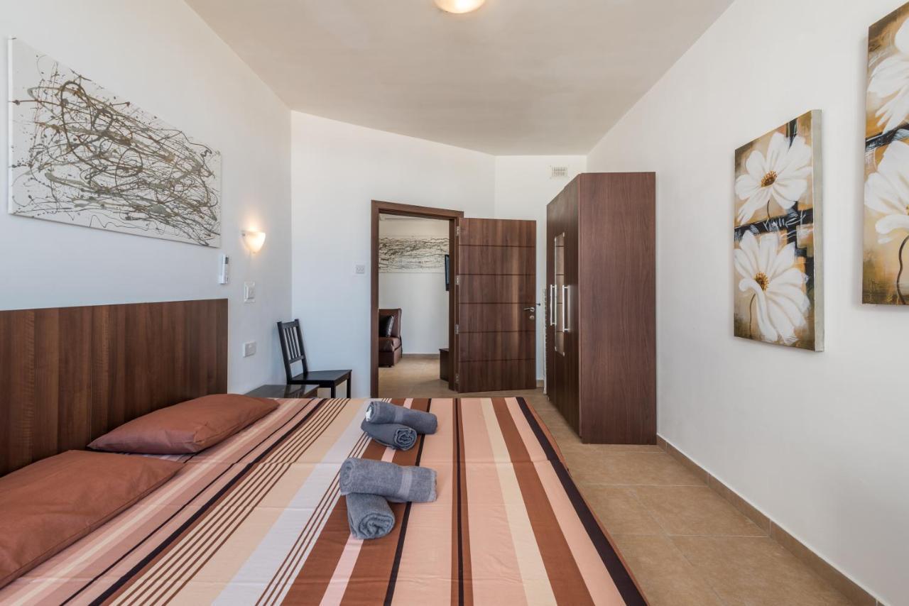 Seashells 2 Bedroom Apartment With Sunny Terrace With Stunning Sea Views - By Getawaysmalta San Pawl il-Baħar Eksteriør billede