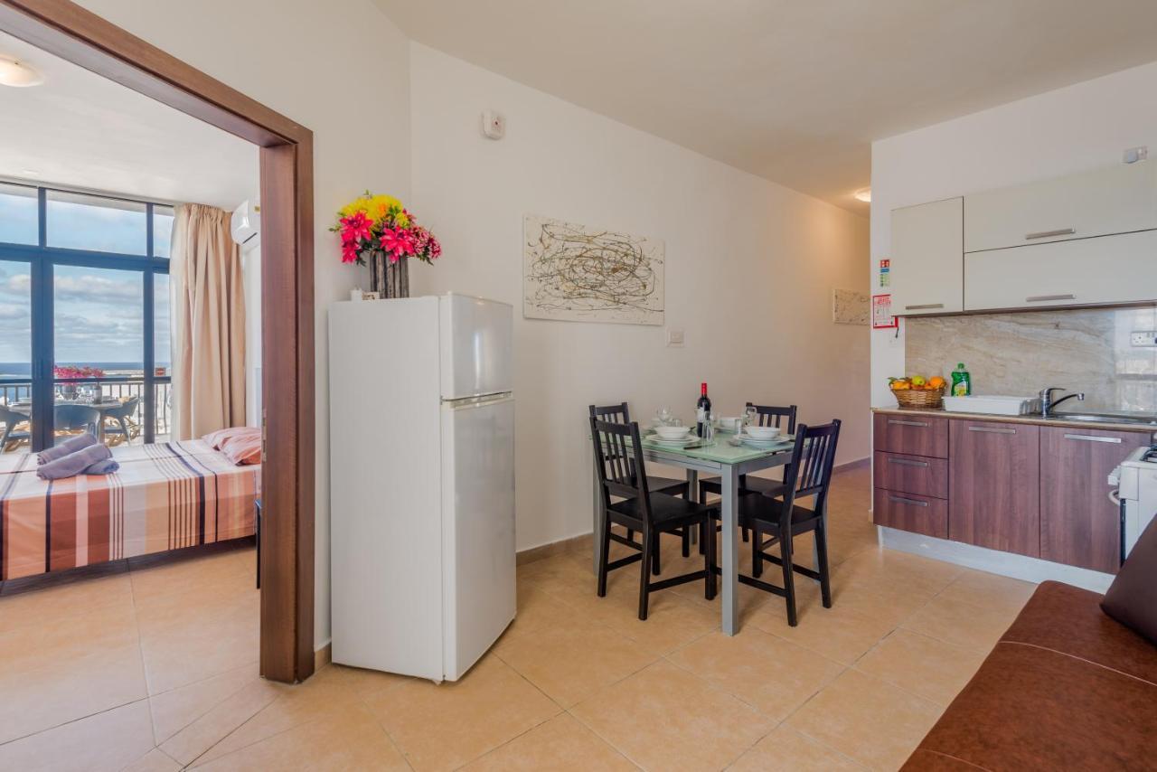 Seashells 2 Bedroom Apartment With Sunny Terrace With Stunning Sea Views - By Getawaysmalta San Pawl il-Baħar Eksteriør billede